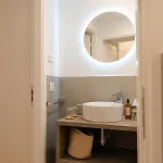 Victoria Boutique Aparthotel 4*