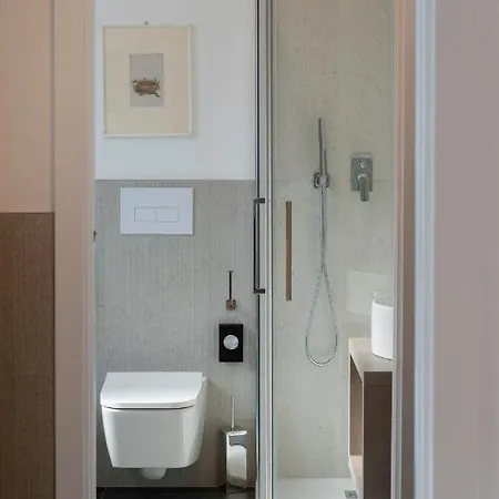 Victoria Boutique Lägenhetshotell 4*